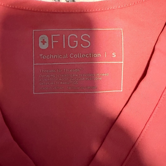 Figs Scrub Set - Pink - Picture 2 of 3